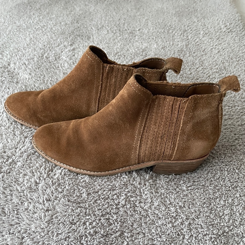 Steven Madden Booties